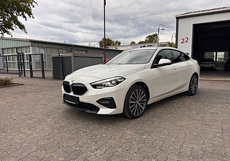 BMW 218i Gran Coupe Advantage/Pano/Memory/Kamera/18Z