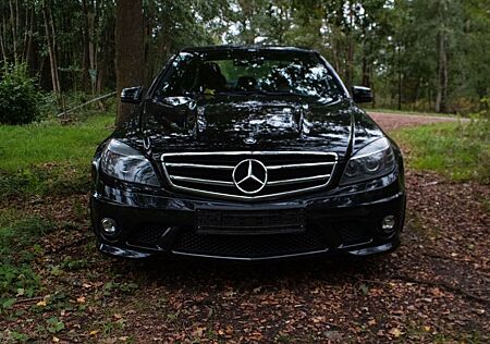 Mercedes-Benz C 63 AMG AMG P30 Perfomance Package Plus