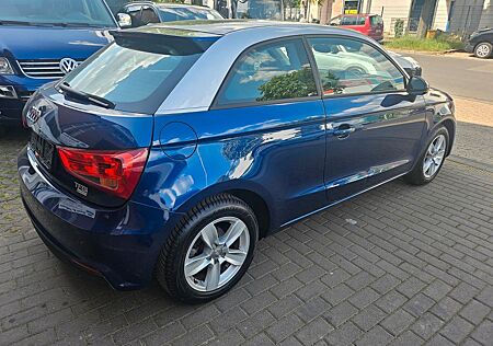 Audi A1 ultra sport 95PS*Scheckh.*Tüv*GJR*Shz*Nav*Xen