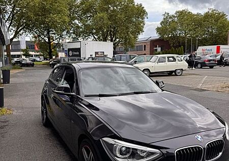 BMW 116i Sport Line Sport Line