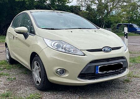 Ford Fiesta 1.4 Ghia Ausstattung Scheckheft 1. Hand