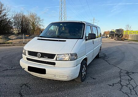 VW T4 Caravelle Volkswagen 2.5TDI**8-SITZER**93KW**