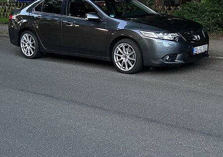 Honda Accord 2.0 Elegance Elegance