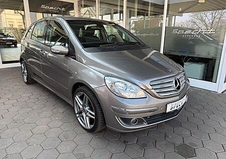 Mercedes-Benz B 170 Leder Navi Panorama PDC Automatik