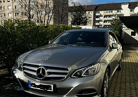 Mercedes-Benz E 200 AVANTGARDE, AMG LM, S-Dach, AppleCar, priv