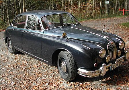 Jaguar MK II