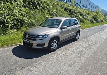 VW Tiguan Volkswagen 2.0 TDI SCR 81kW BMT Trend & Fun Tren...