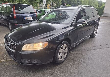 Volvo V70 Kombi 2.0 Diesel*AHK