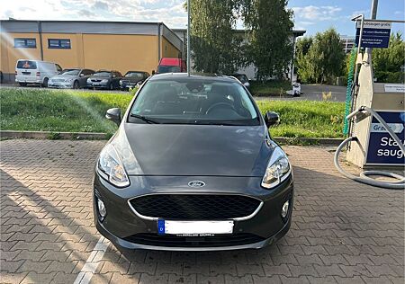 Ford Fiesta 1,1 52kW Cool & Connect Cool & Connect