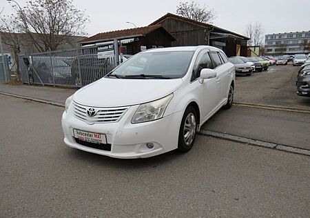 Toyota Avensis Kombi 2.0 Edition Navi Tempomat PDC