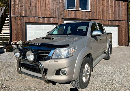 Toyota Hilux SR5