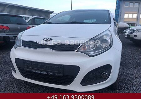 Kia Rio 1.4 FIFA WORLD CUP EDITION