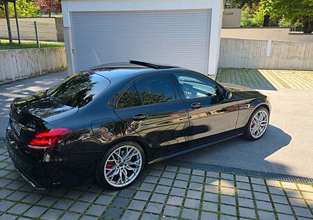 Mercedes-Benz C 43 AMG gebraucht kaufen Mercedes-Benz C 43 AMG Mercedes-AMG C 43 4MATIC Autom. Mer...