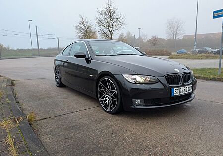 BMW 325i Coupé - Automatik Leder 19 Zoll