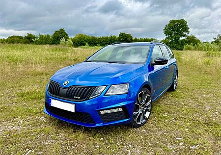 Skoda Octavia 2.0 TDI DSG RS Combi RS