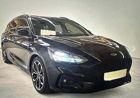 Ford Focus Turn.1.5 TDCI AUT/ST-LINE/HUD/Standhe/9200