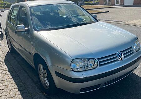 VW Golf Volkswagen 1.4 16V Special