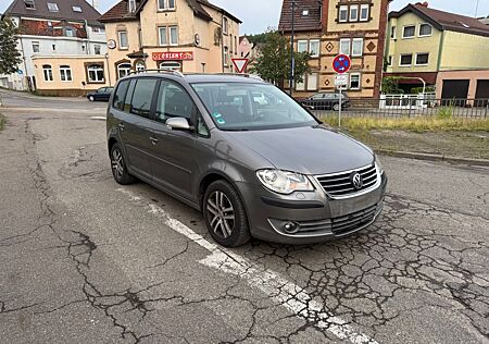VW Touran Volkswagen Trendline 7 Sitze Neue TÜV