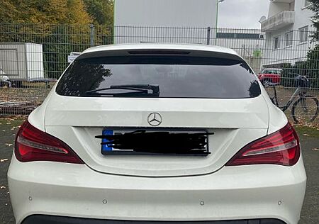 Mercedes-Benz CLA 200 Shooting Brake CLA 200 d 4MATIC DCT ...