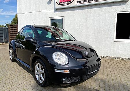 VW New Beetle Volkswagen Lim. 2.0 Klimaanlage/Sitzh/PDC/Tempom