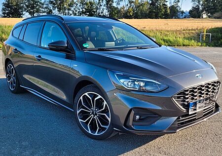 Ford Focus 1.5 Turnier ST-Line