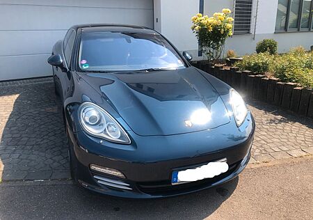 Porsche Panamera 4S S