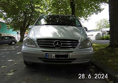 Mercedes-Benz Viano 3.0 CDI TREND EDITION kompakt TREND ED...