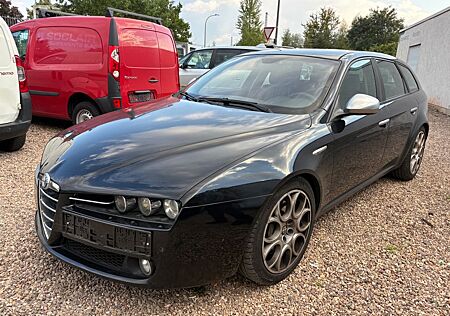 Alfa Romeo 159 gebraucht kaufen Alfa Romeo 159 Sportwagon 3.2 JTS V6 24V Q4 Distinctive