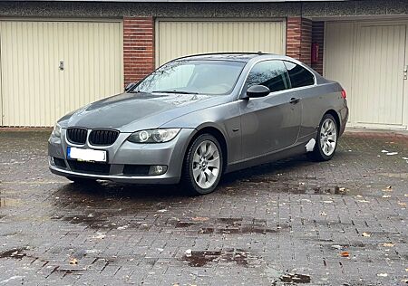 BMW 330i Coupé - TÜV NEU - 3. Hand