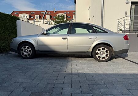 Audi A6 2.4 multitronic - Quattro