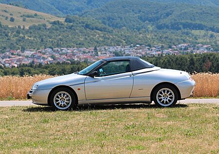 Alfa Romeo Spider 2.0 T.Spark L Lusso