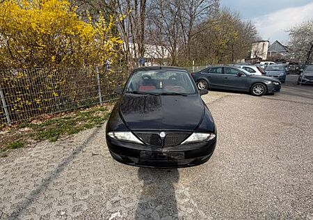 Lancia Ypsilon 1.2 LS