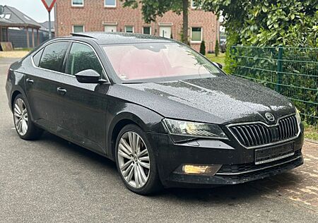 Skoda Superb Lim. Style 2.0TDI DSG Leder Voll