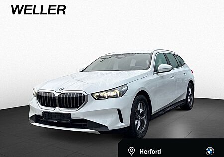BMW 520d Touring xDr AHK DrAs PaAs H/K AdapLED KomZu