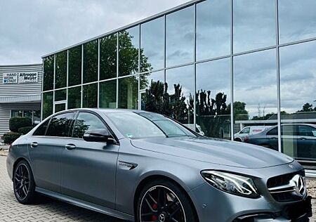 Mercedes-Benz E 63 AMG Mercedes-AMG E 63 S 4MATIC+ Autom. ...