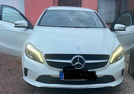 Mercedes-Benz A 180 -