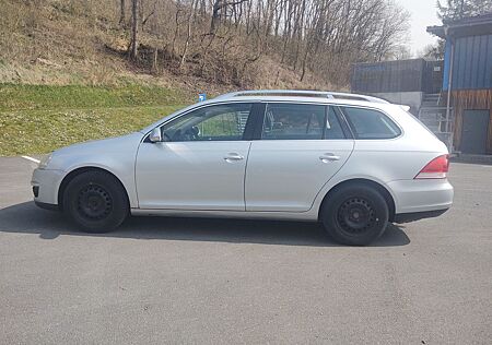 VW Golf Volkswagen 1.4 90kW DSG Variant