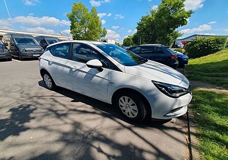 Opel Astra 1.4 74kW Business Business