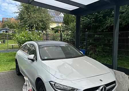 Mercedes-Benz CLA 200 Shooting Brake CLA 200d Shooting Brake