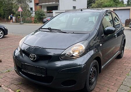 Toyota Aygo (X) Aygo (X) 1,0 -
