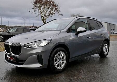 BMW 2er 220i Steptronic Active Tourer +Pano+AHK+Kamera