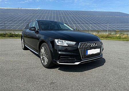 Audi A4 Allroad 3.0 TDI quattro / Digitales Cockpit
