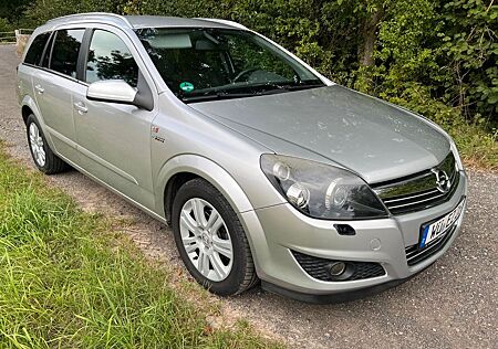 Opel Astra Caravan 1.8 inkl. Winterreifen AHK