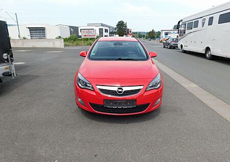 Opel Astra J Lim. 5-trg. Sport