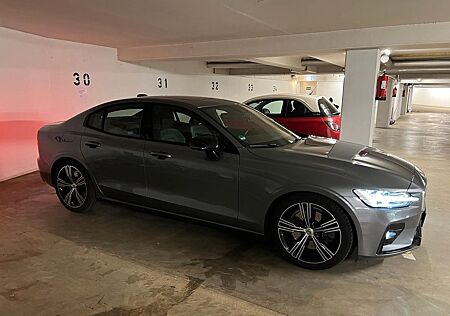 Volvo S60 T5 Geartronic R Design