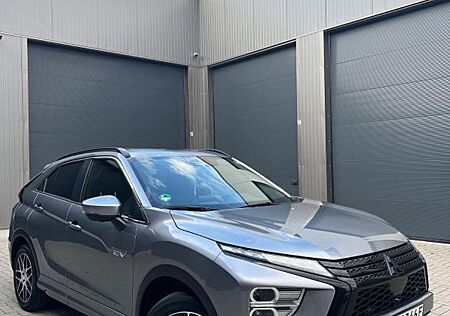 Mitsubishi Eclipse Cross 2.4 PLUG-IN HYBRID 4WD Select ...
