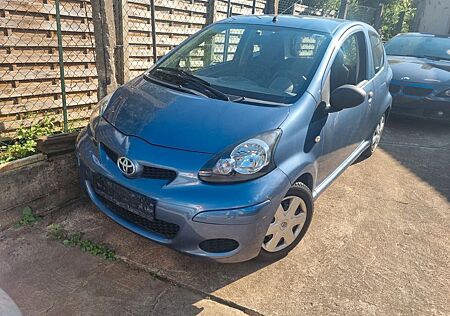 Toyota Aygo (X) Aygo AYGO Basis