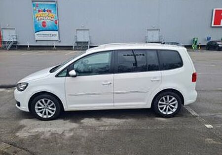VW Touran Volkswagen 2.0 TDI 125 kW DSG Highline Highline