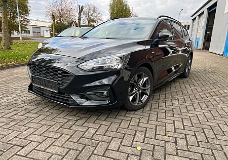 Ford Focus Turnier ST-Line
