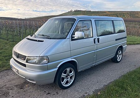 VW T4 Caravelle Volkswagen 2.5 TDI 111kW